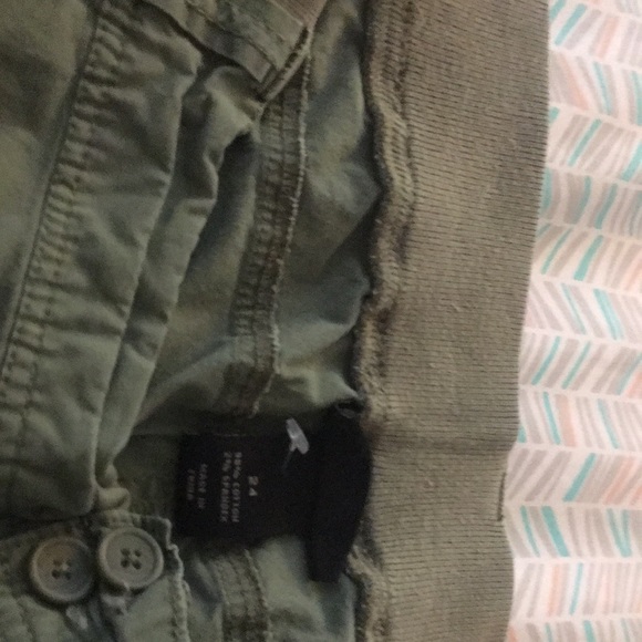 Olive green shorts - Picture 5 of 6